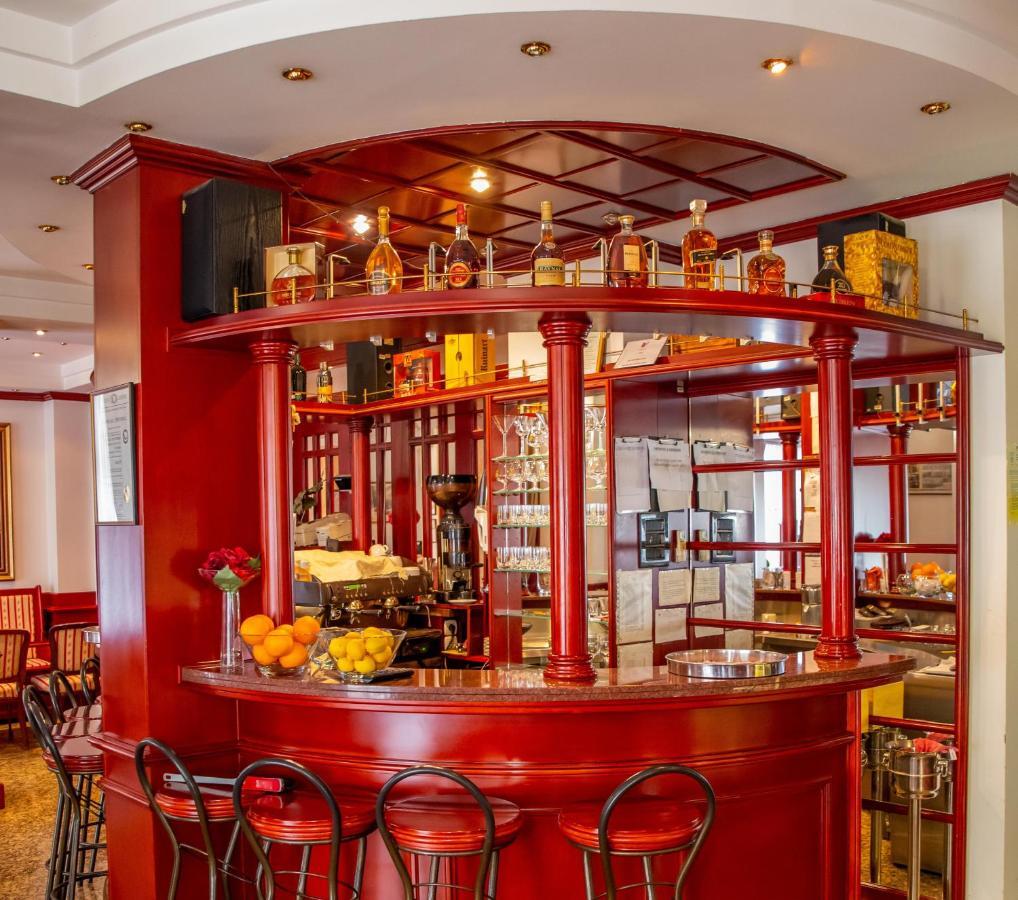 Hotel Integra Добой Экстерьер фото